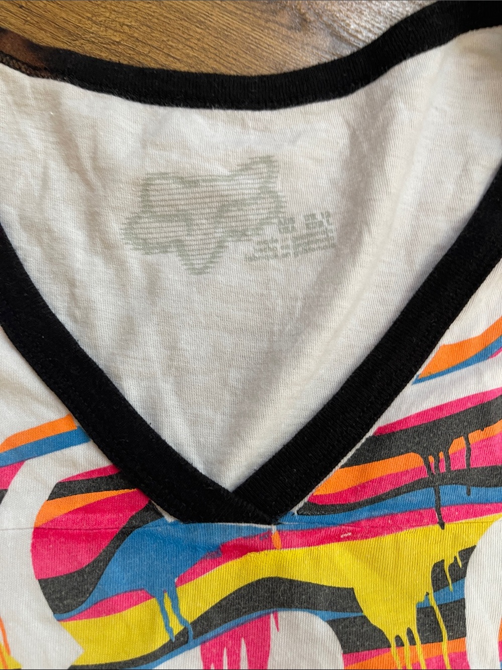 Fox White V-Neck Tee with Multicolor Drip Fox Head - Picture 3 of 3